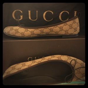Gucci ballerina flats